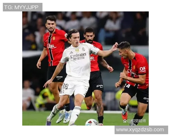 中超精彩对决本菲卡与皇马战成平局乌龙球瞬间点燃全场激情